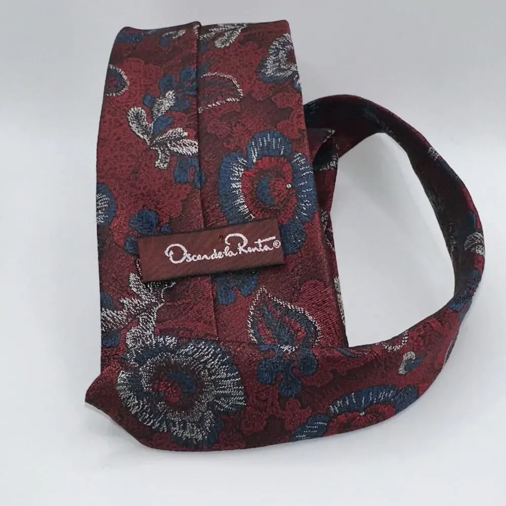 Oscar de la Renta Silk‎ Tie Red Floral Paisley Classic 56” Designer Necktie